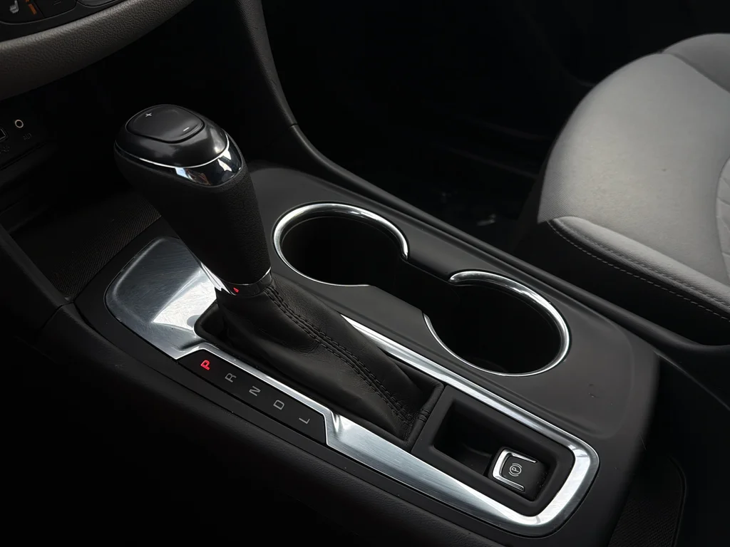 Used 2020 Pacific Blue Metallic Chevrolet LT image 20