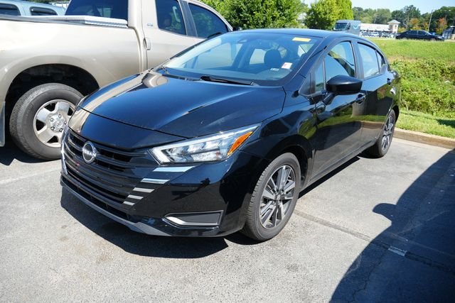 Used 2025 Black Nissan 1.6 SV image 7