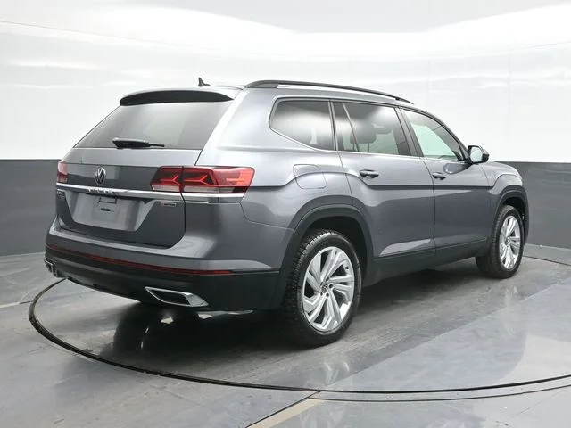 Used 2021  Volkswagen 3.6L V6 SE w/Technology image 9