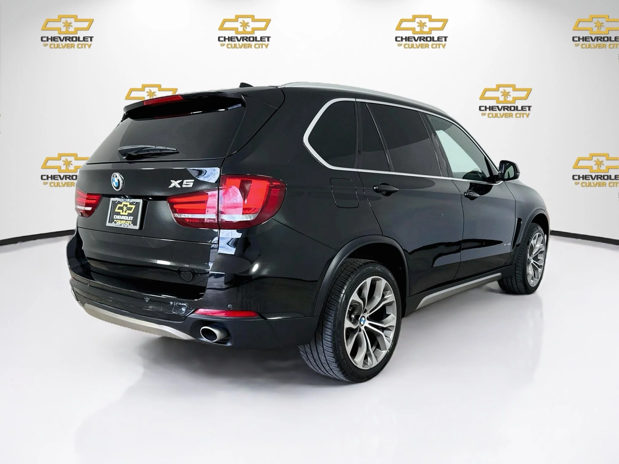 Used 2017  BMW sDrive35i image 8