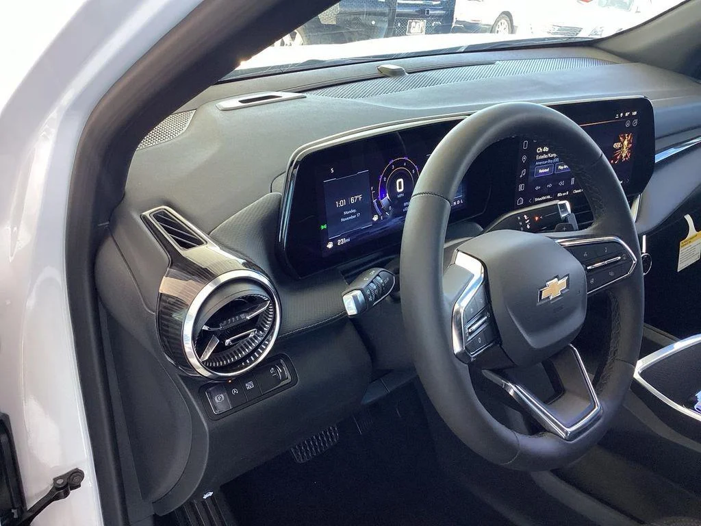 New 2026 Summit White Chevrolet LT image 9