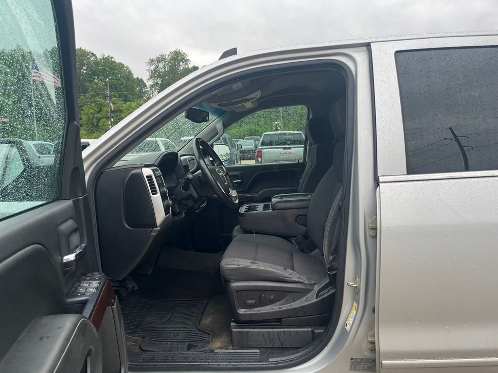 Used 2015 Quicksilver Metallic GMC SLE image 16