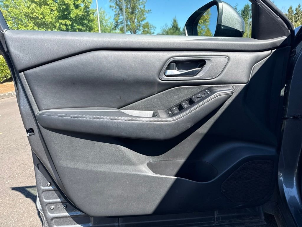 Used 2024 Gun Metallic Nissan SV image 16