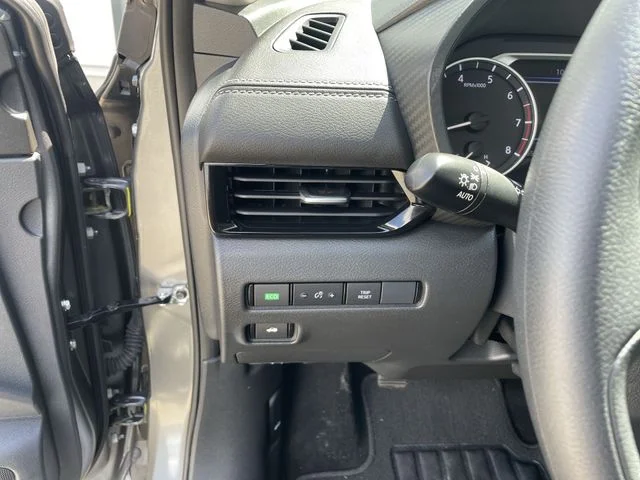 Used 2025 Gray Nissan SV image 21