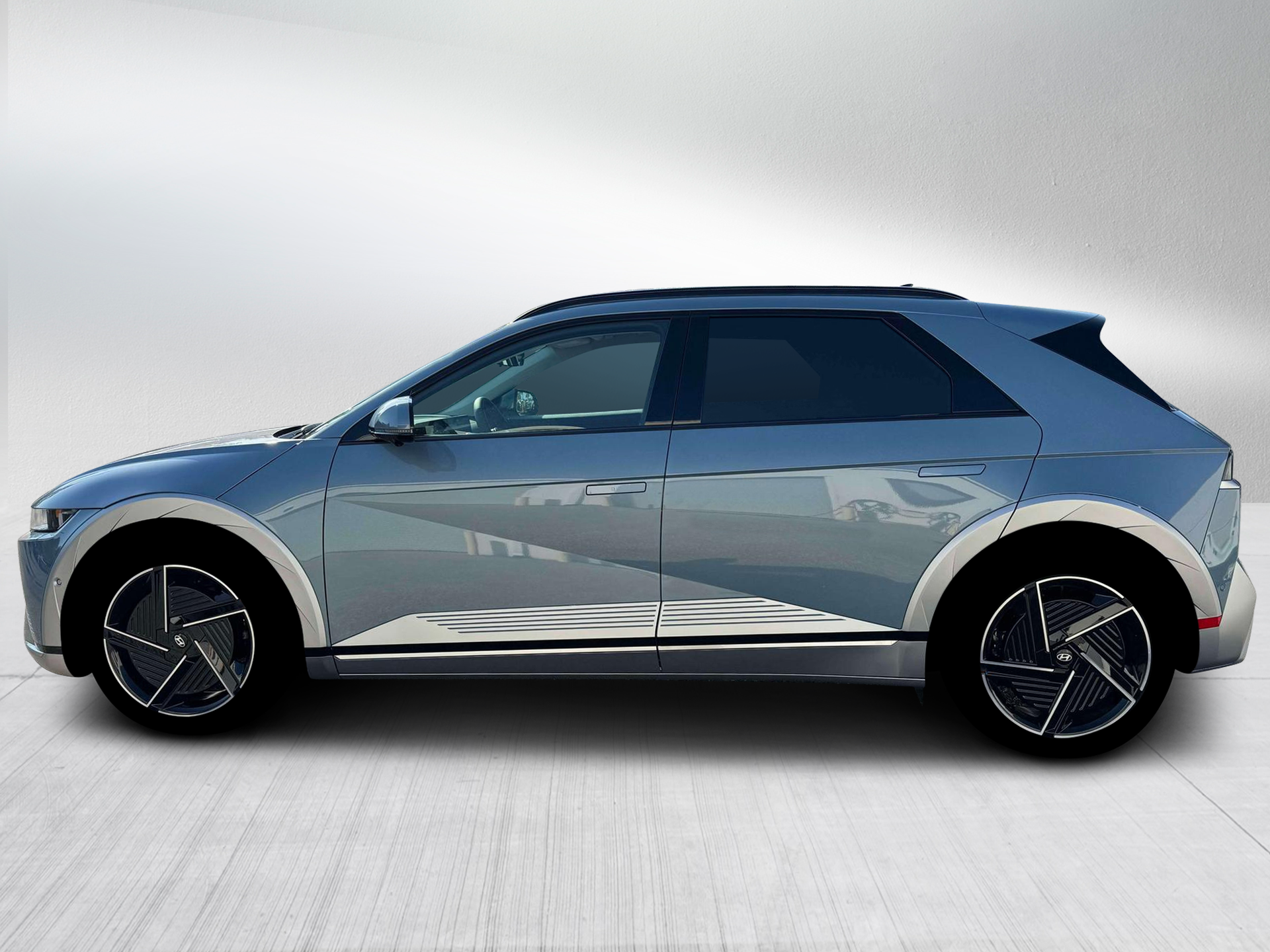 New 2026 Lucid Blue Hyundai Limited image 3