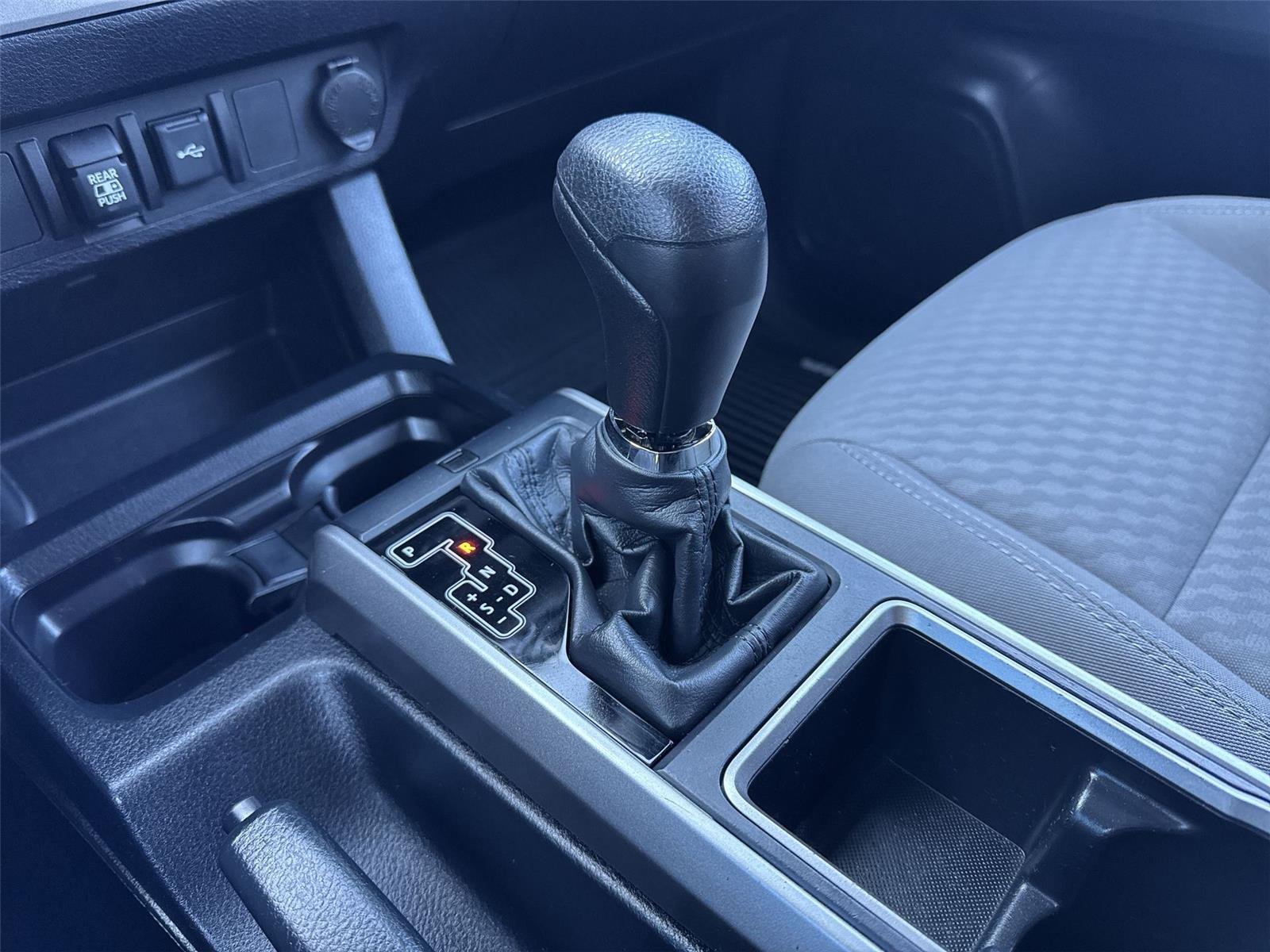 2020 Toyota Tacoma SR5 - Photo 15