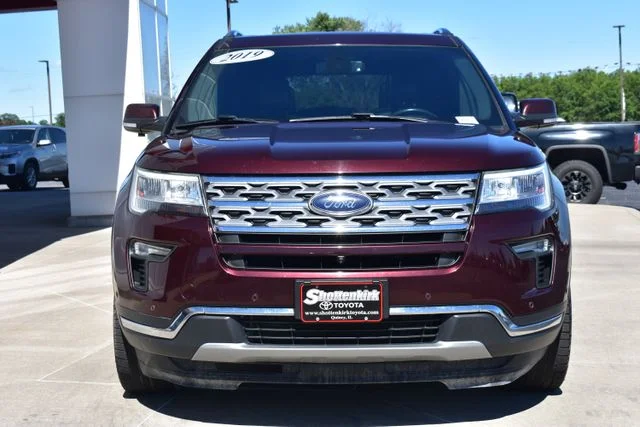 Used 2019 Red Ford Limited image 3