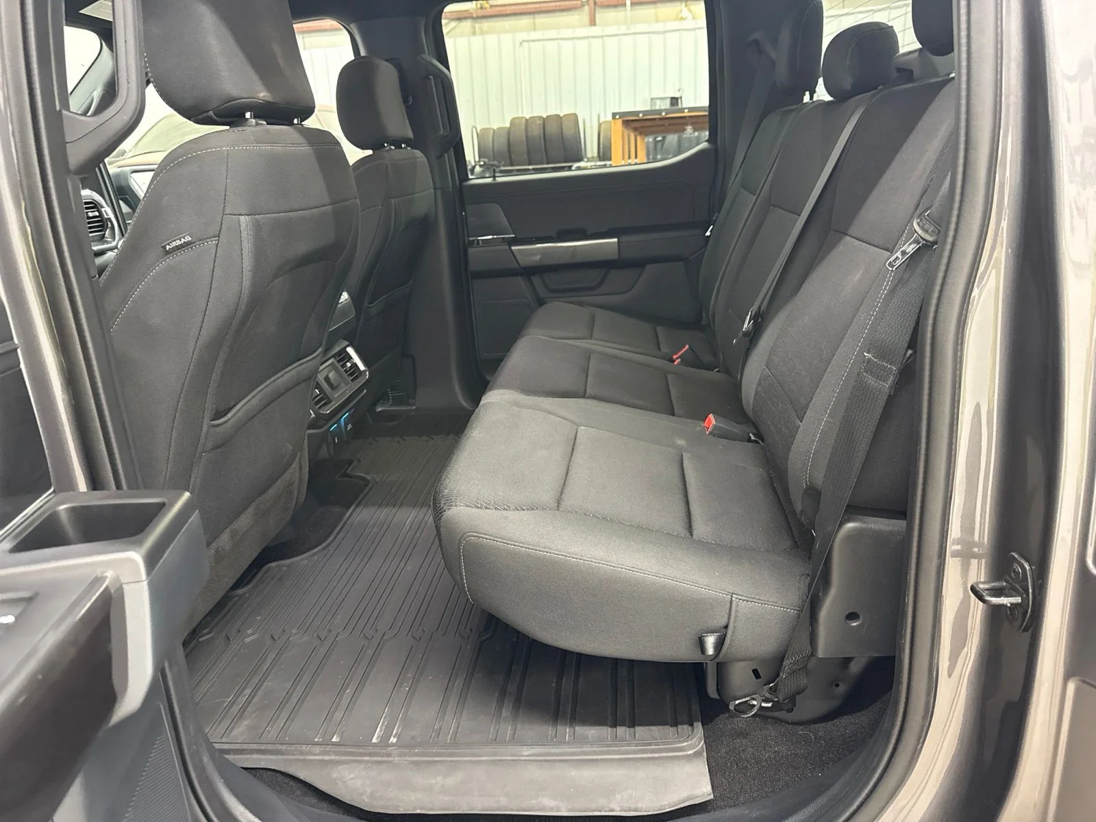 Used 2022 Gray Metallic Ford XLT image 23