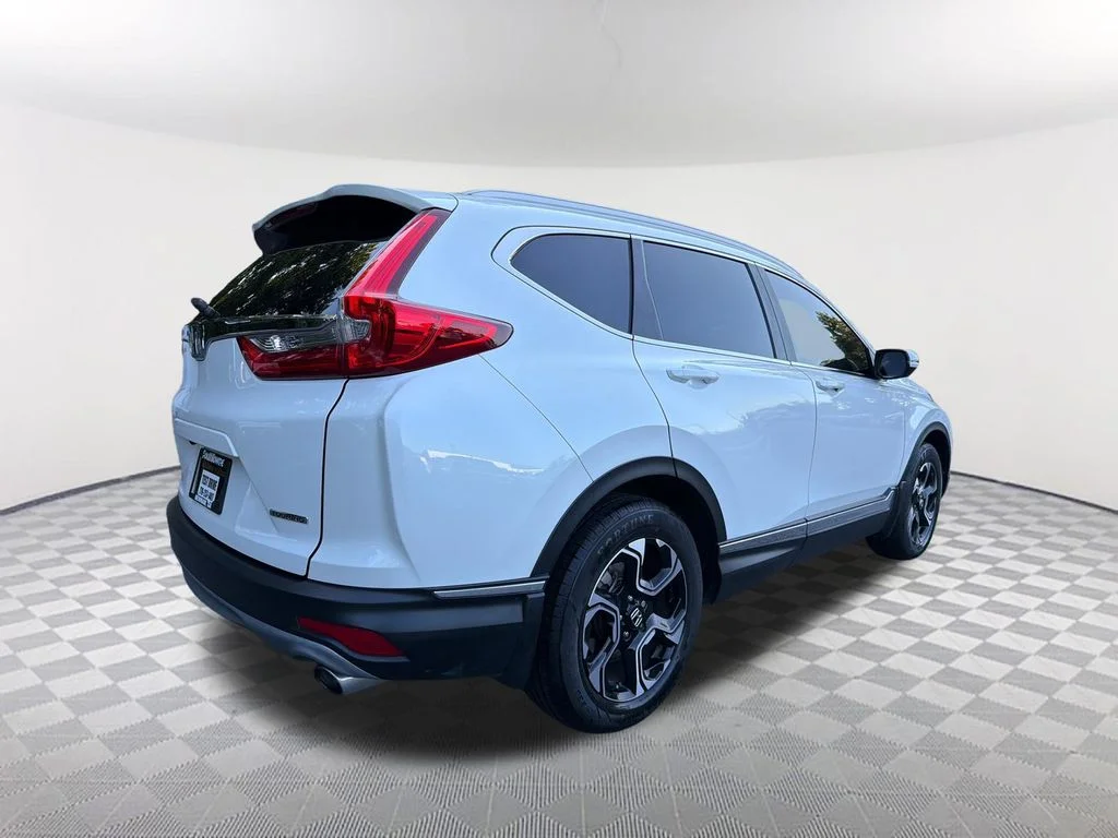 Used 2019  Honda Touring image 5