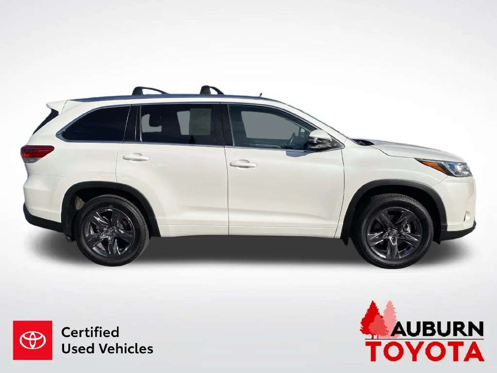 Certified Used 2017 Blizzard Pearl Toyota Limited Platinum image 5
