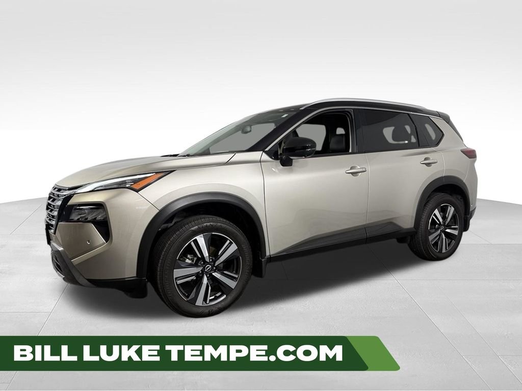 Used 2025 Champagne Silver Metallic Nissan SL image 1