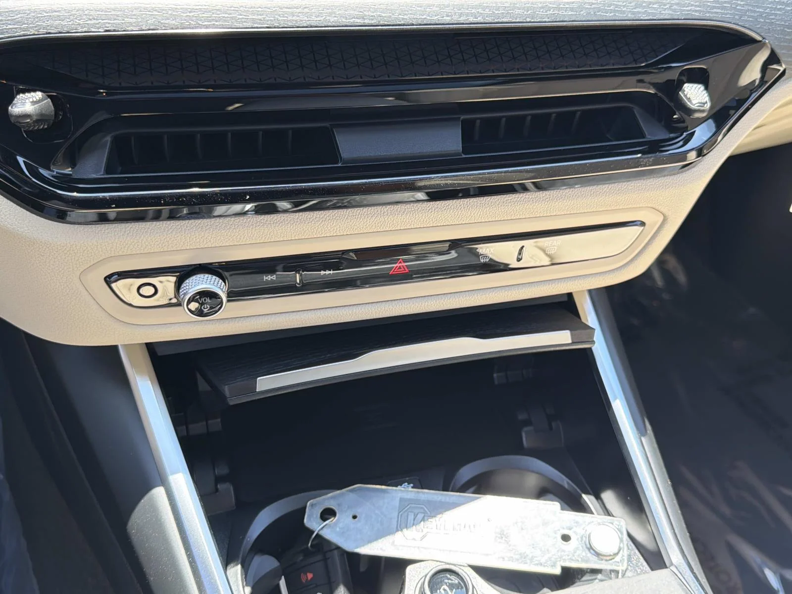 New 2026 Alpine White BMW 330i image 22