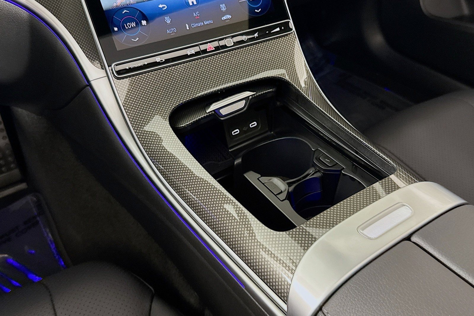 New 2026 MANUFAKTUR Alpine Grey Metallic Mercedes-Benz CLE 450 4MATIC® Coupe image 5