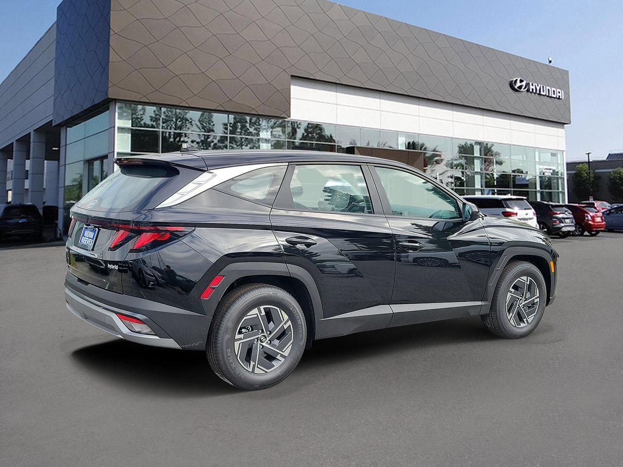 New 2026 Ash Black Hyundai SE image 2