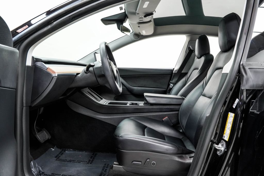 Used 2022 Black Tesla Long Range image 16