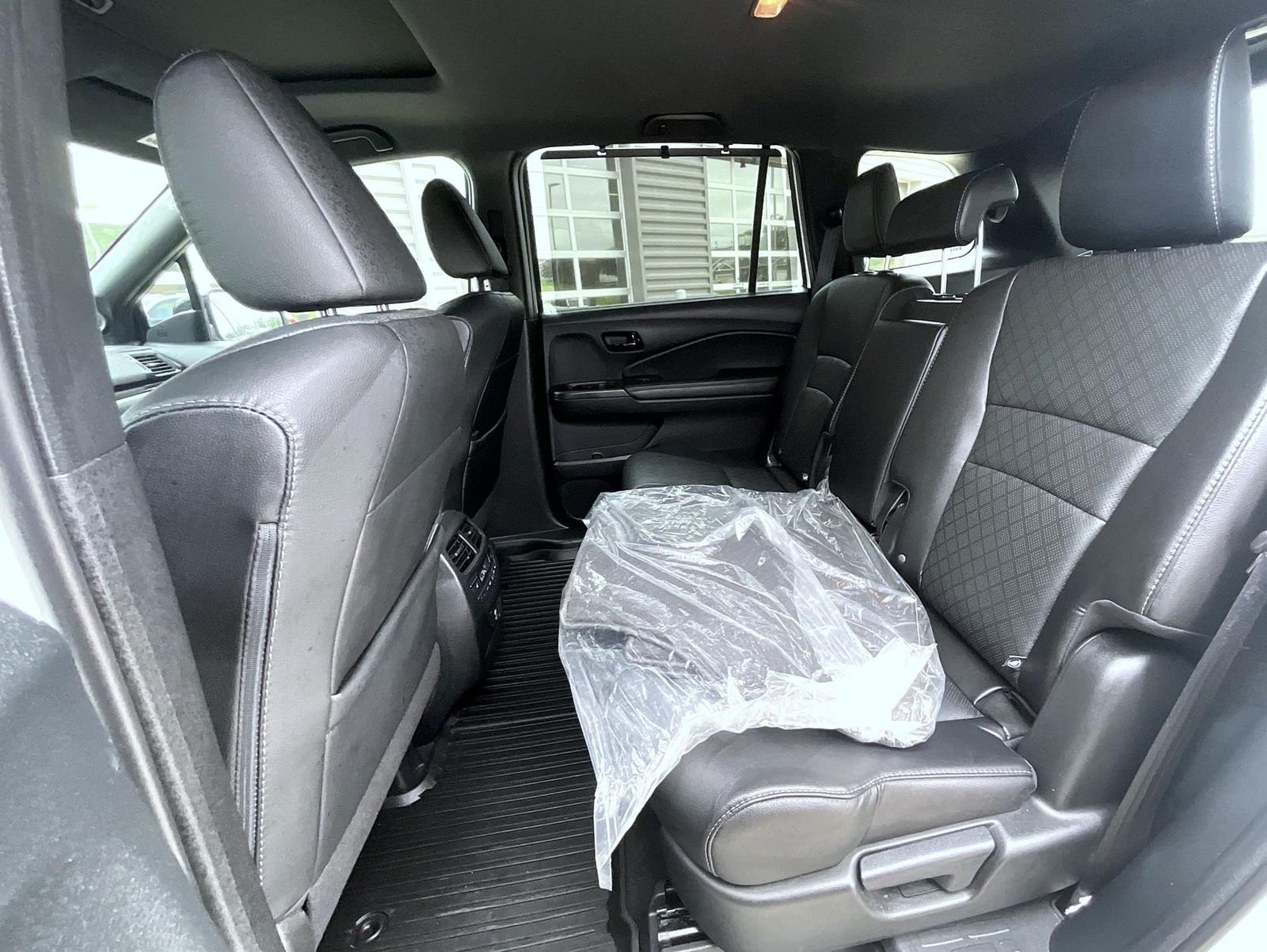 Certified Used 2022 White Honda Elite image 20
