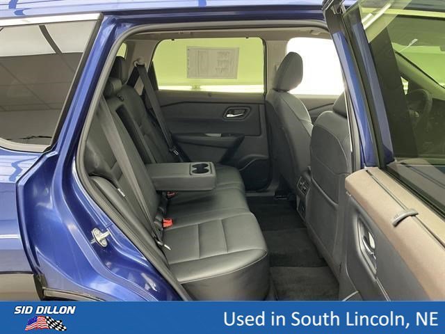 Used 2023 Caspian Blue Metallic Nissan SV image 22