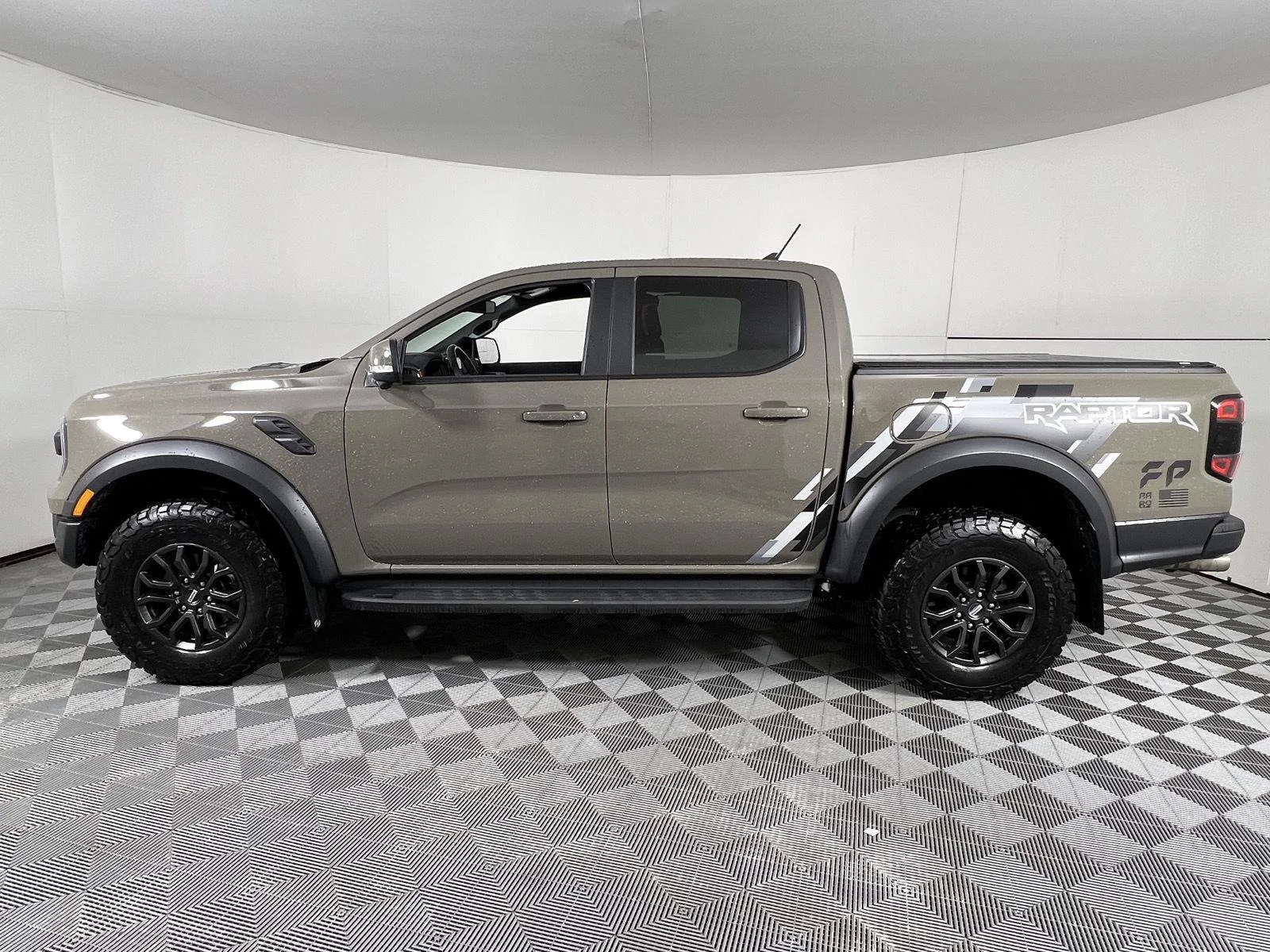 Used 2025 Gray Ford Raptor image 7