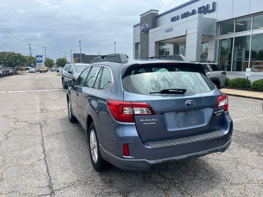 Used 2017 Blue Subaru 2.5i image 6