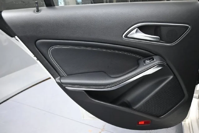 Used 2019  Mercedes-Benz CLA 250 image 18