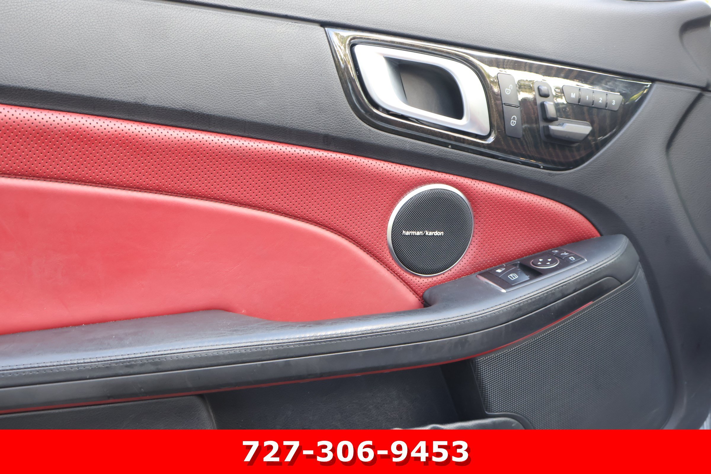 Used 2016 Silver Mercedes-Benz SLK 300 image 12
