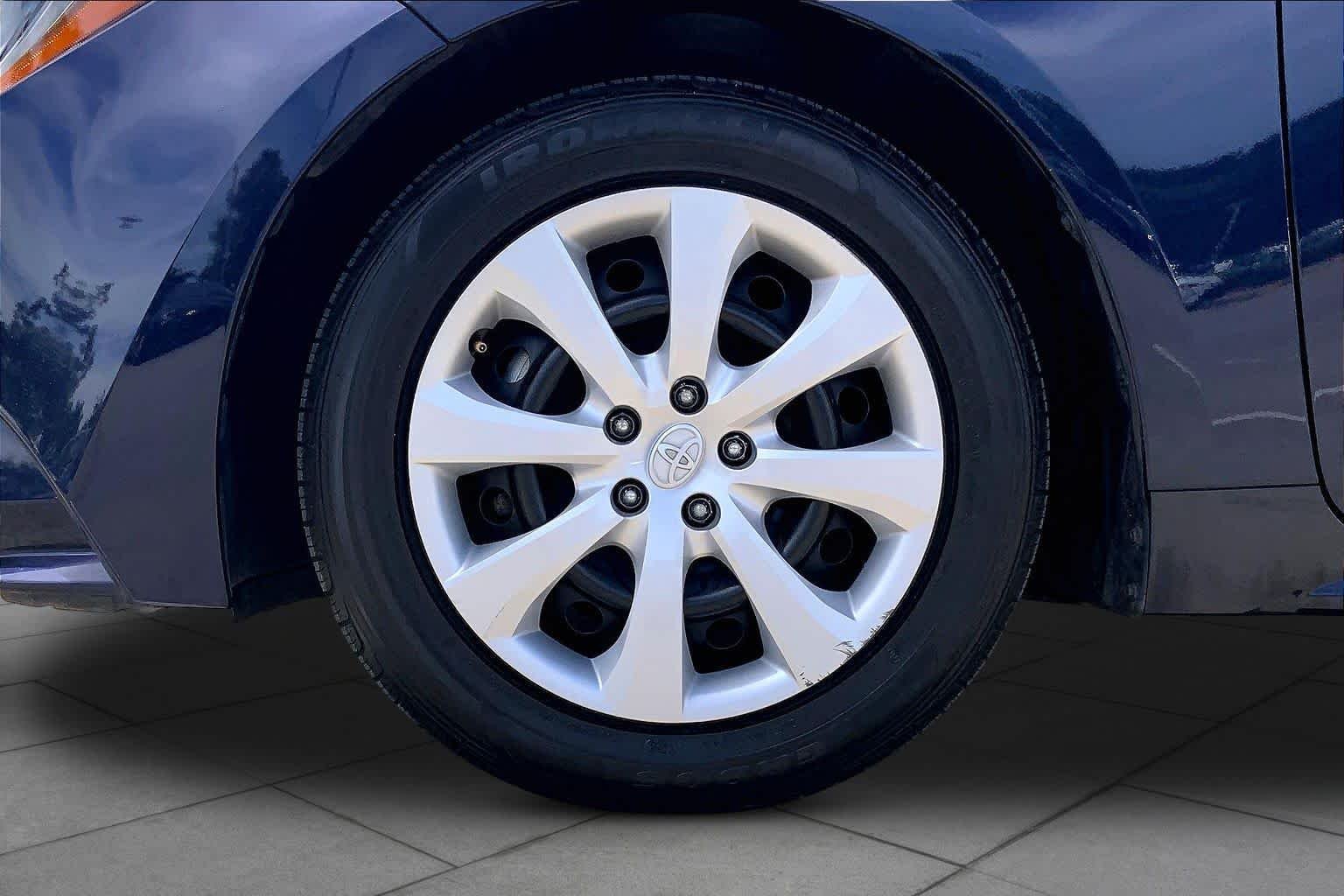 Used 2024 Blueprint Toyota LE image 11
