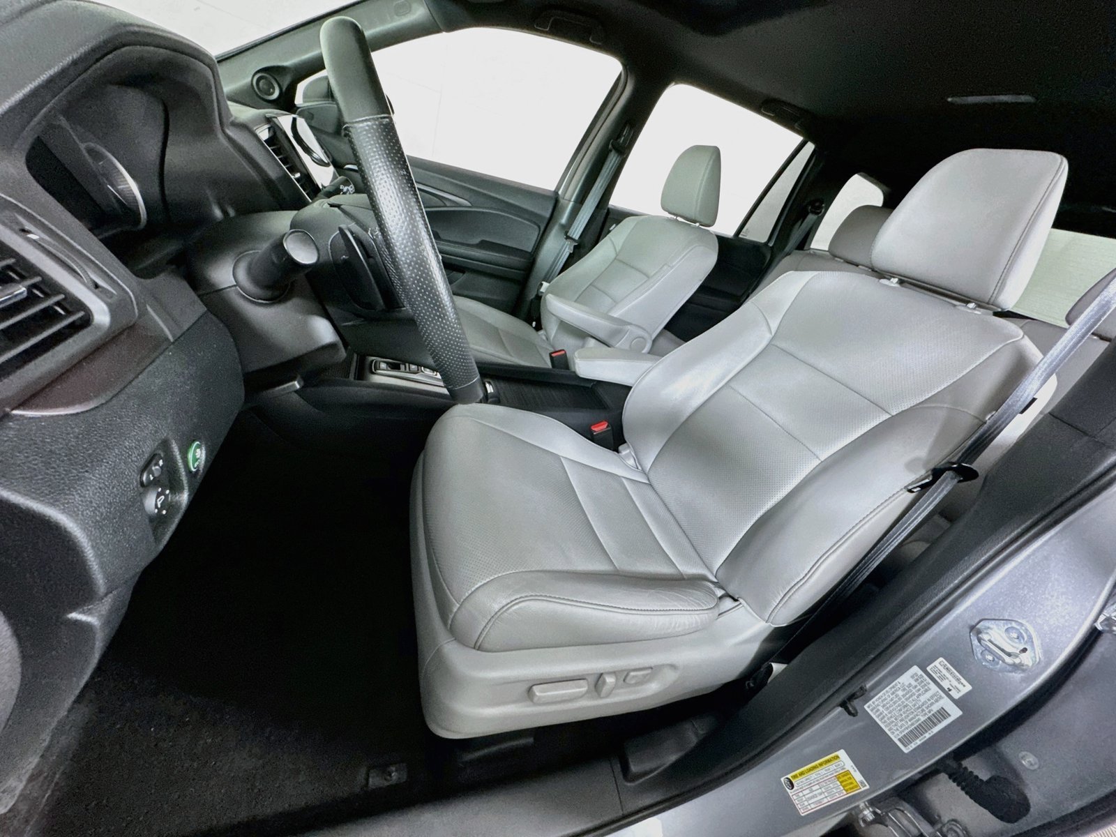 Used 2022 Lunar Silver Metallic Honda EX-L image 12