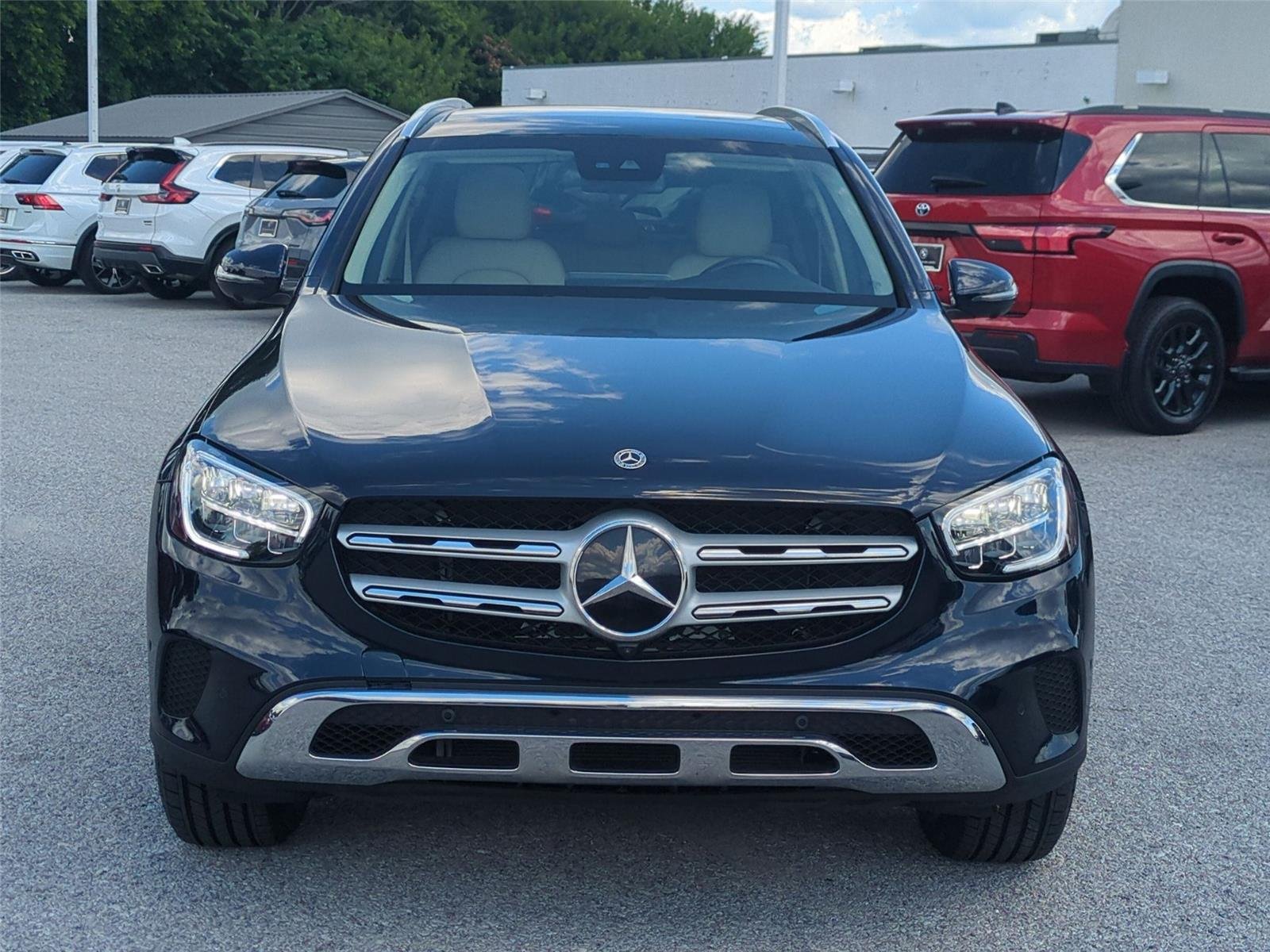Used 2022 Lunar Blue Metallic Mercedes-Benz GLC 300 image 8