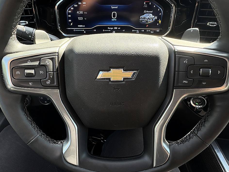Used 2025 Sterling Gray Metallic Chevrolet LT image 18