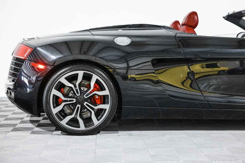 2011 Audi R8 Base - Photo 3