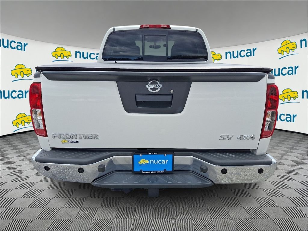 Used 2018 White Nissan SV image 6