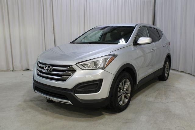 Used 2015 Sparkling Silver Hyundai Base image 34