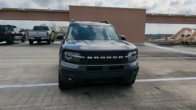 New 2026 Carbonized Gray Metallic Ford Outer Banks® image 64