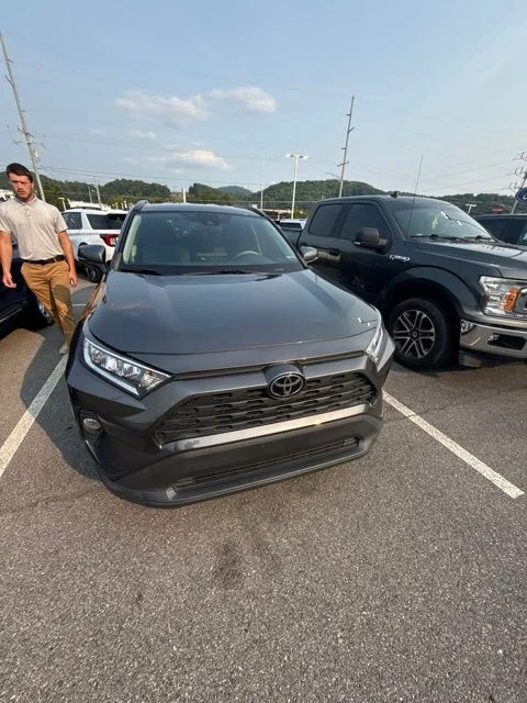 Used 2021 Gray Toyota XLE image 22