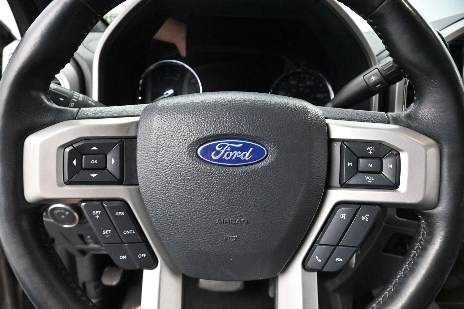 Used 2022 Carbonized Gray Ford Lariat image 16