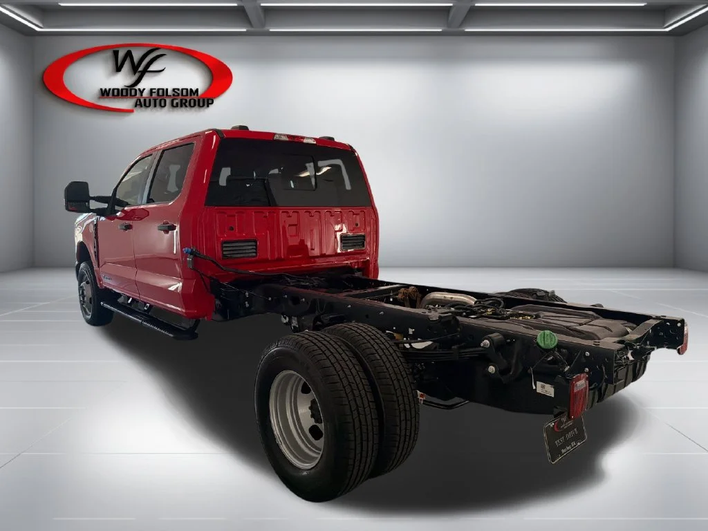 New 2027 Race Red Ford F-350® XL image 9