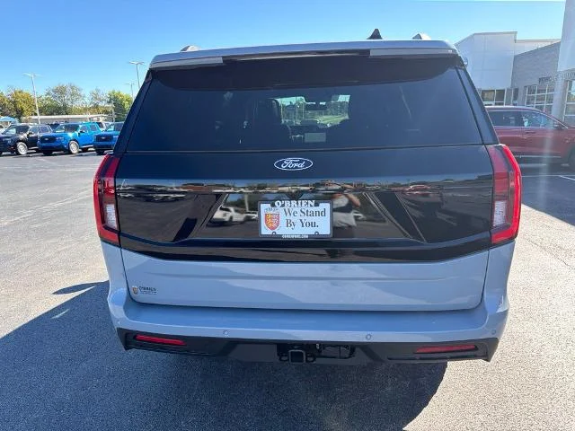 New 2027 Glacier Gray Metallic Tri-Coat Ford Tremor® image 34