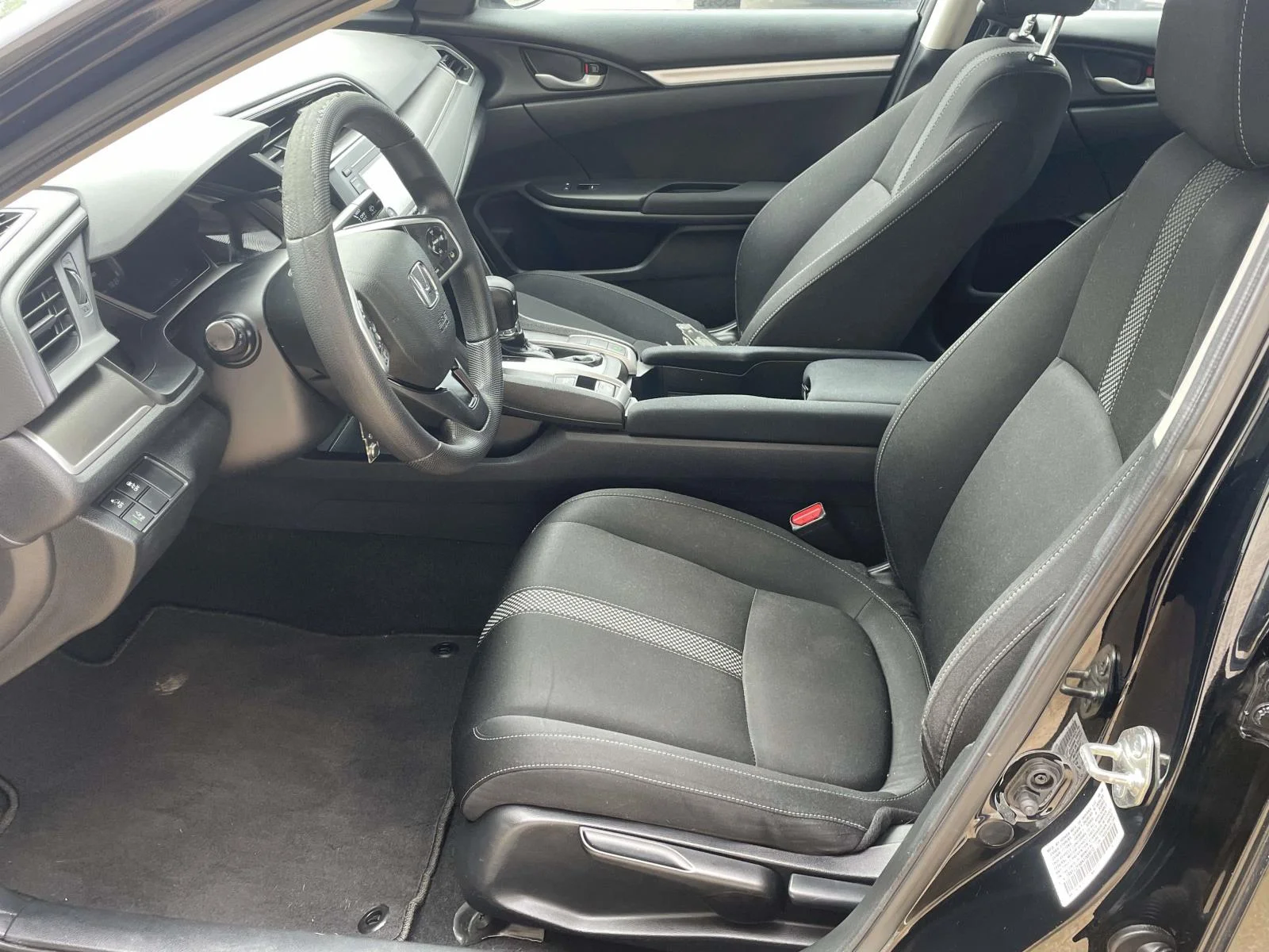 Used 2019 Crystal Black Pearl Honda LX CVT image 10