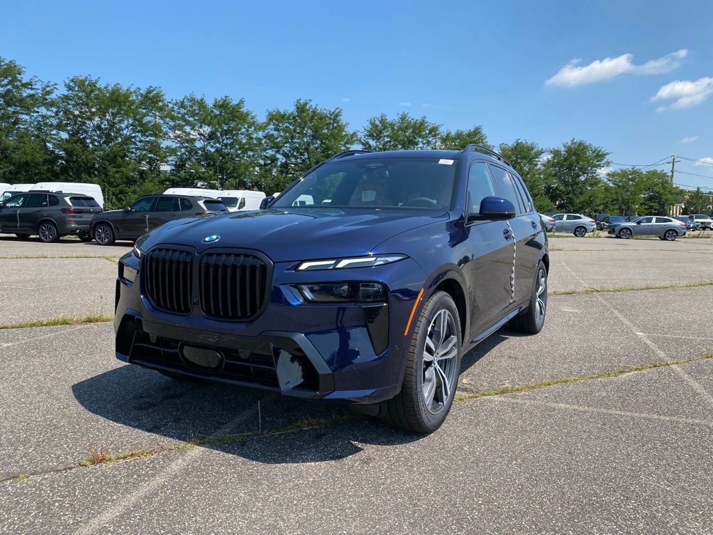 2027 BMW X7