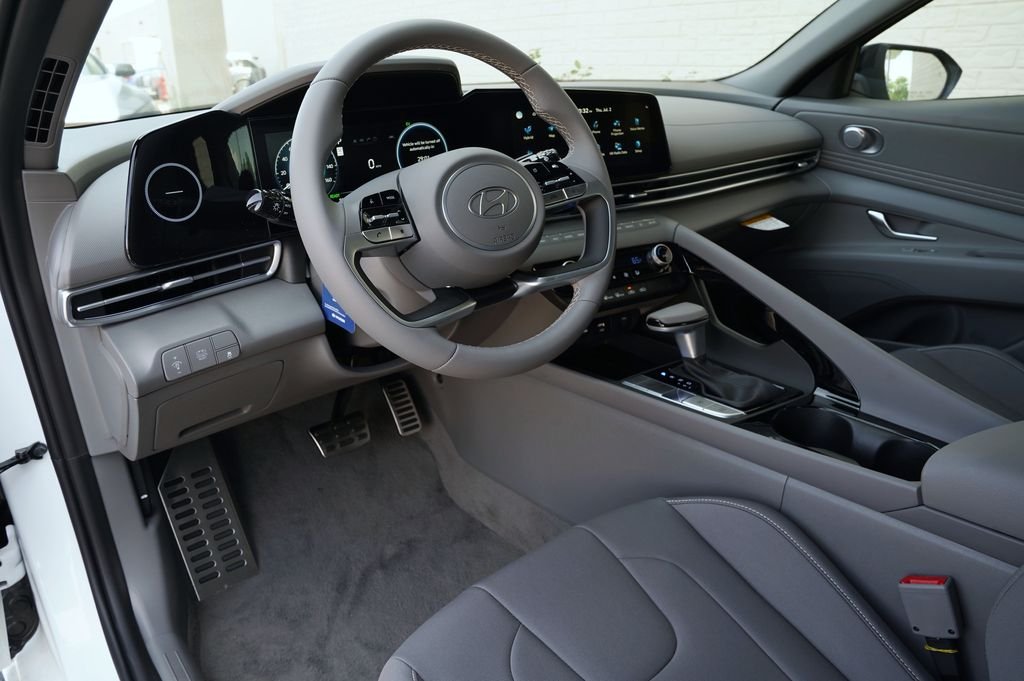 New 2026 Serenity White Pearl Hyundai SEL Sport image 35