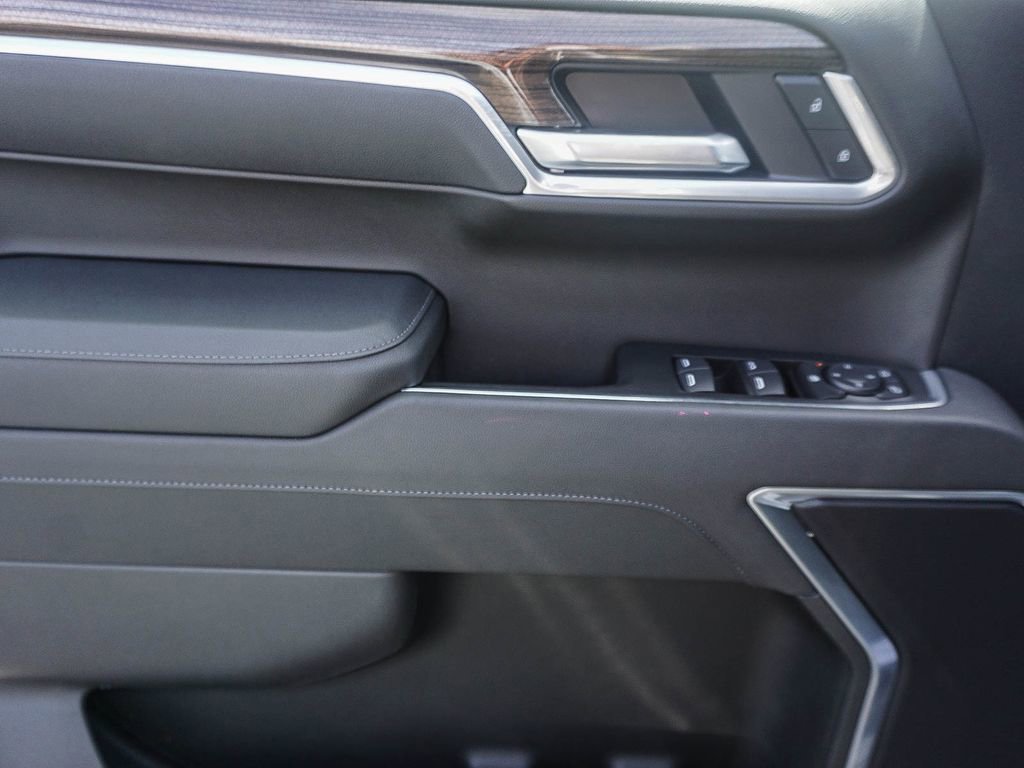 2026 Chevrolet Silverado 1500 RST - Photo 18