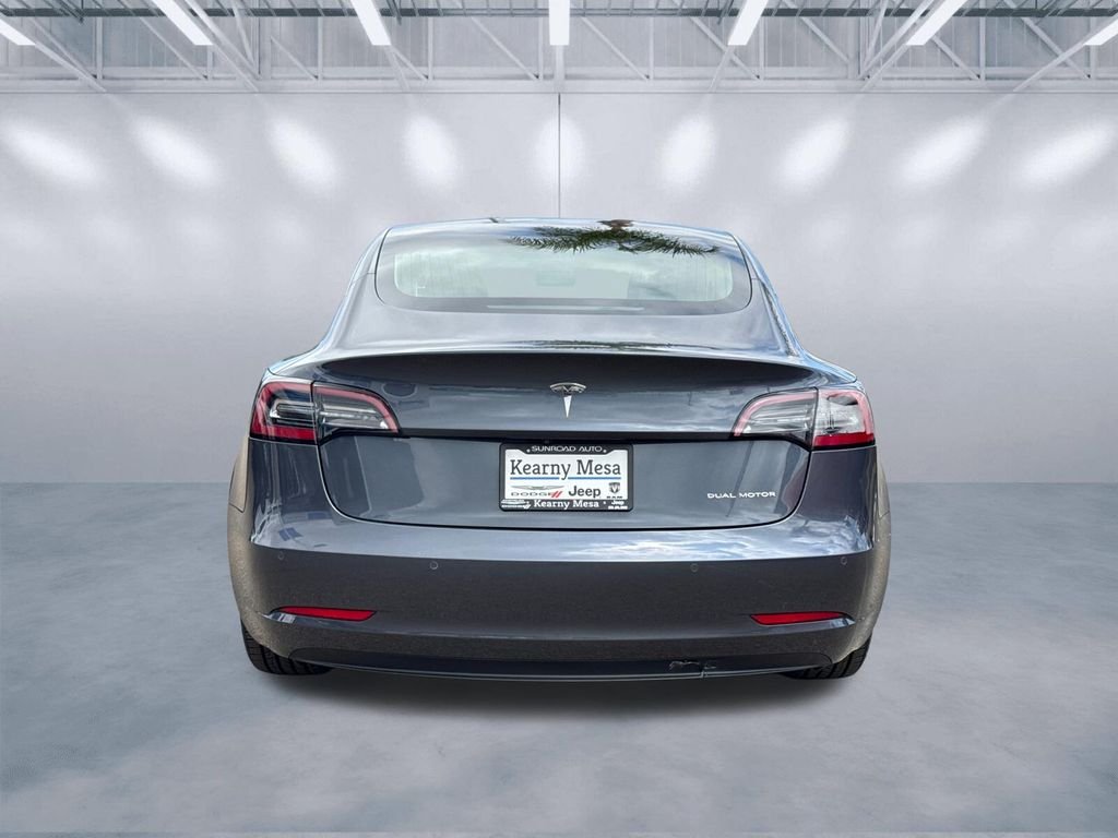 Used 2019  Tesla Long Range image 5