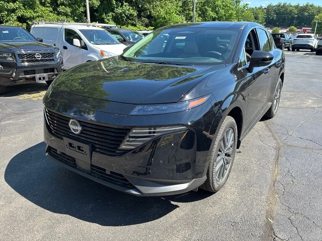 New 2026 Super Black Nissan SL image 3