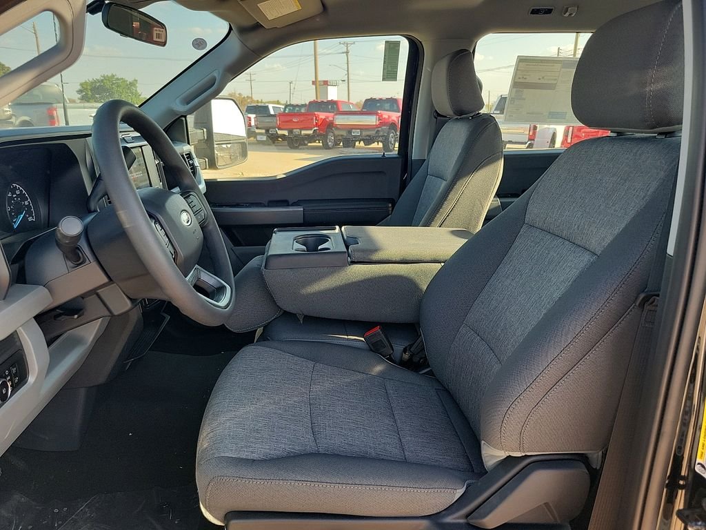 New 2026 Agate Black Metallic Ford F-350® XL image 18