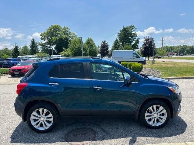 Used 2019 Blue Chevrolet Premier image 6
