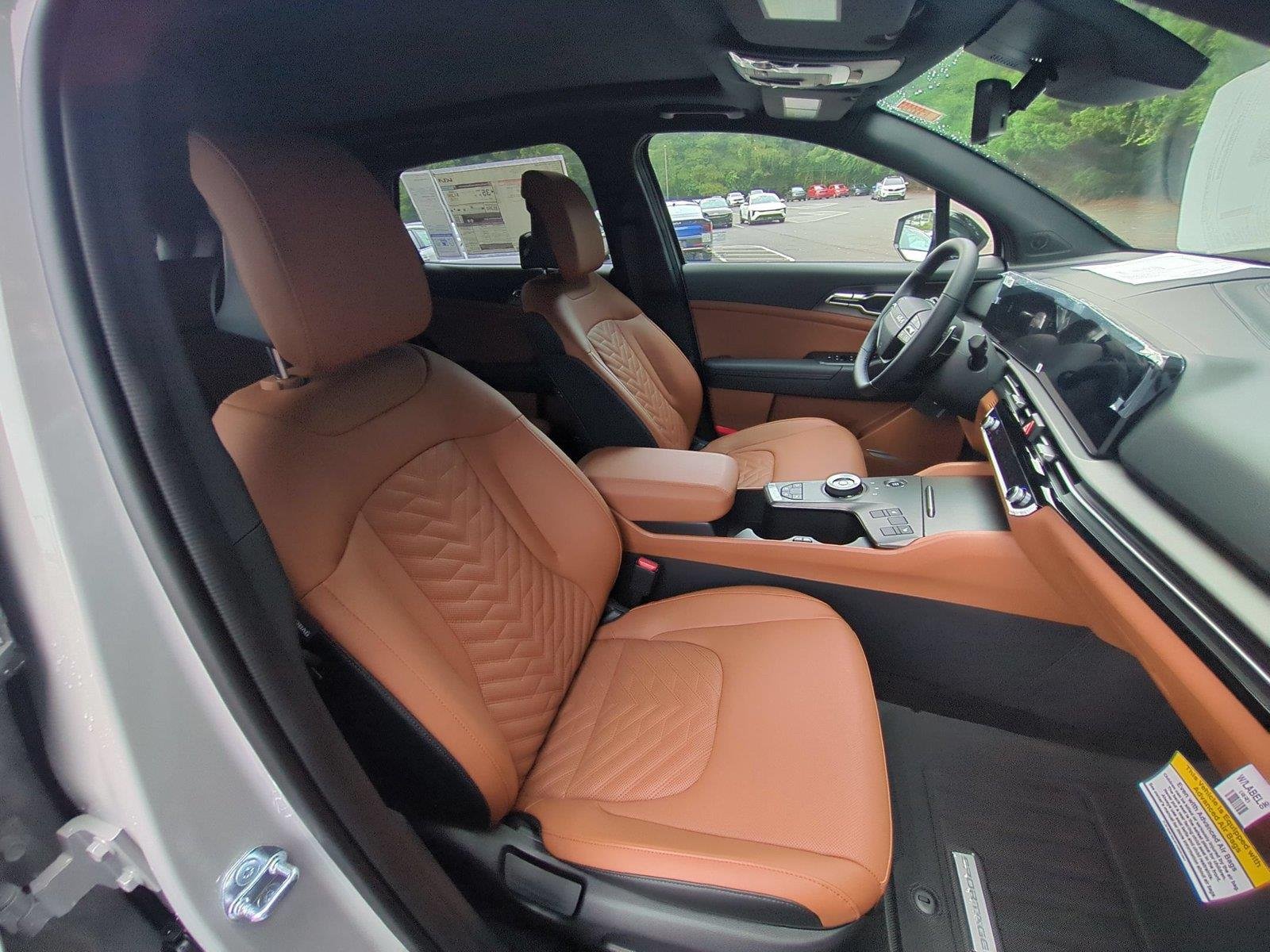 New 2027 WOLF GRAY KIA  image 37