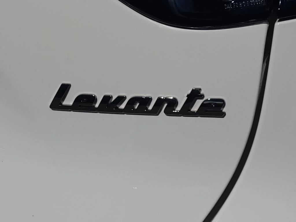 Used 2024 Bianco Maserati Modena Ultima image 24