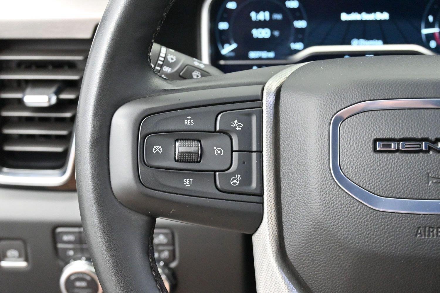 Used 2024 Onyx Black GMC Denali image 17