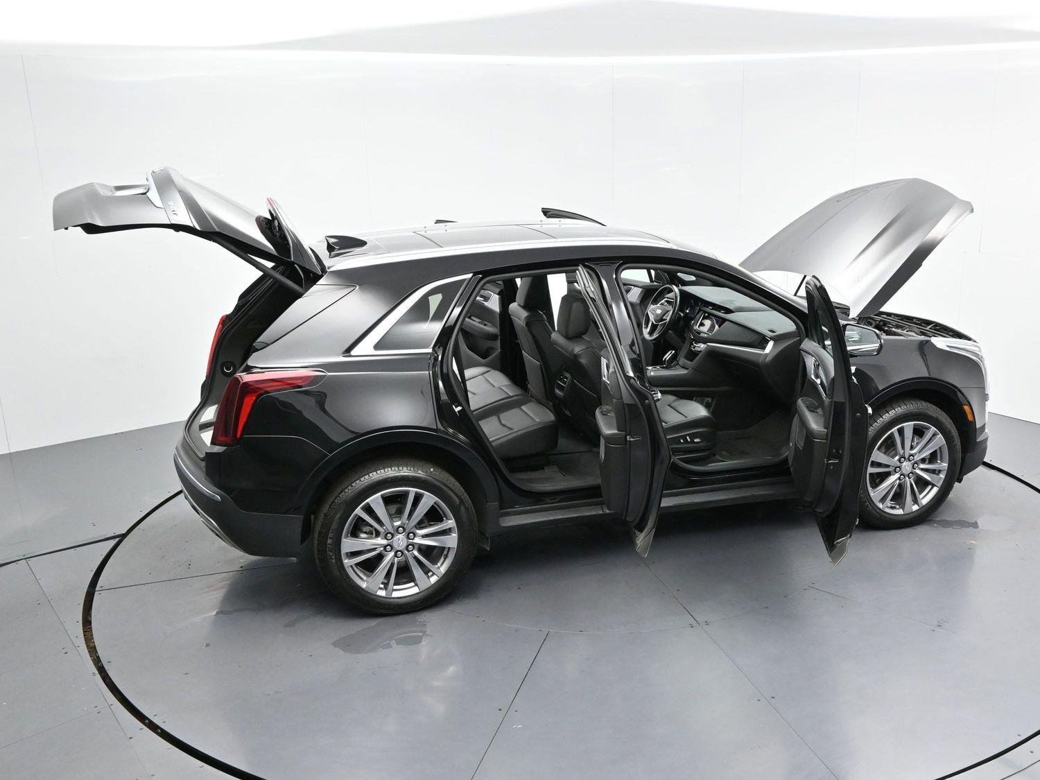 Used 2025 Stellar Black Metallic Cadillac Premium Luxury image 40