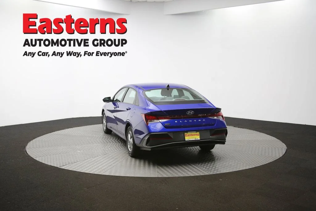 Used 2024 Blue Hyundai SE image 63